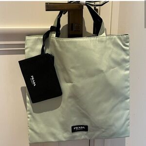 Prada tote bag 2 in 1 w the attached pouch Brand New purse w dust bag Free Gift!
